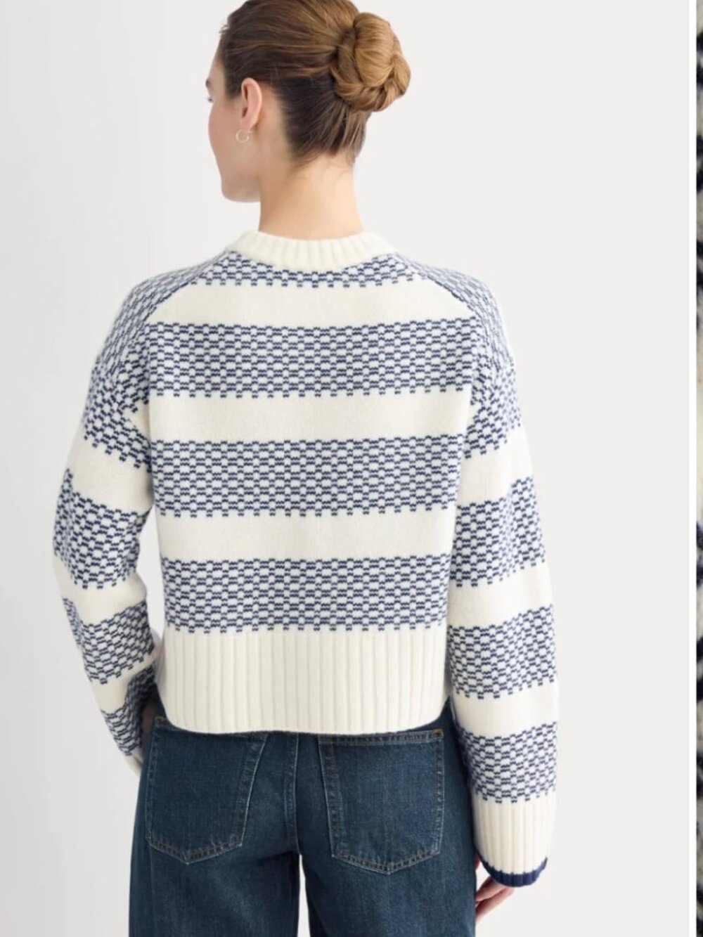 Everlane Nordic Cropped Boxy Crew in Luxe Merino NWT - Picture 2 of 9